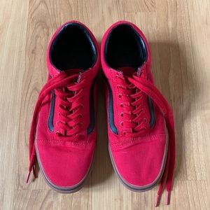 Red Old Skool Classic Gum Sole Vans